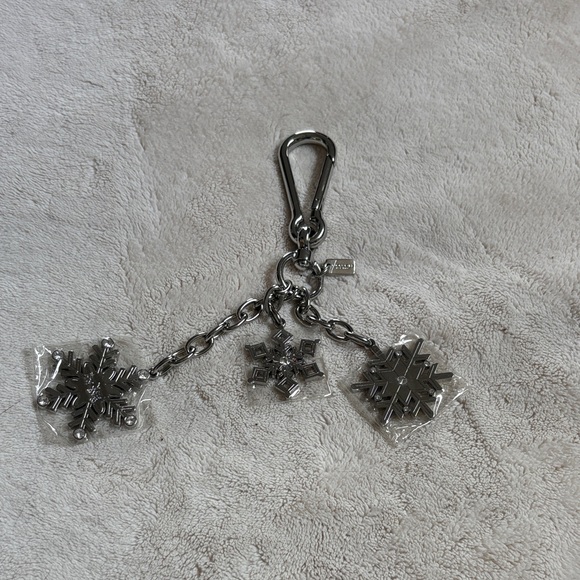 Coach Silver Snowflake Bag Charm/Keychain - Picture 1 of 3